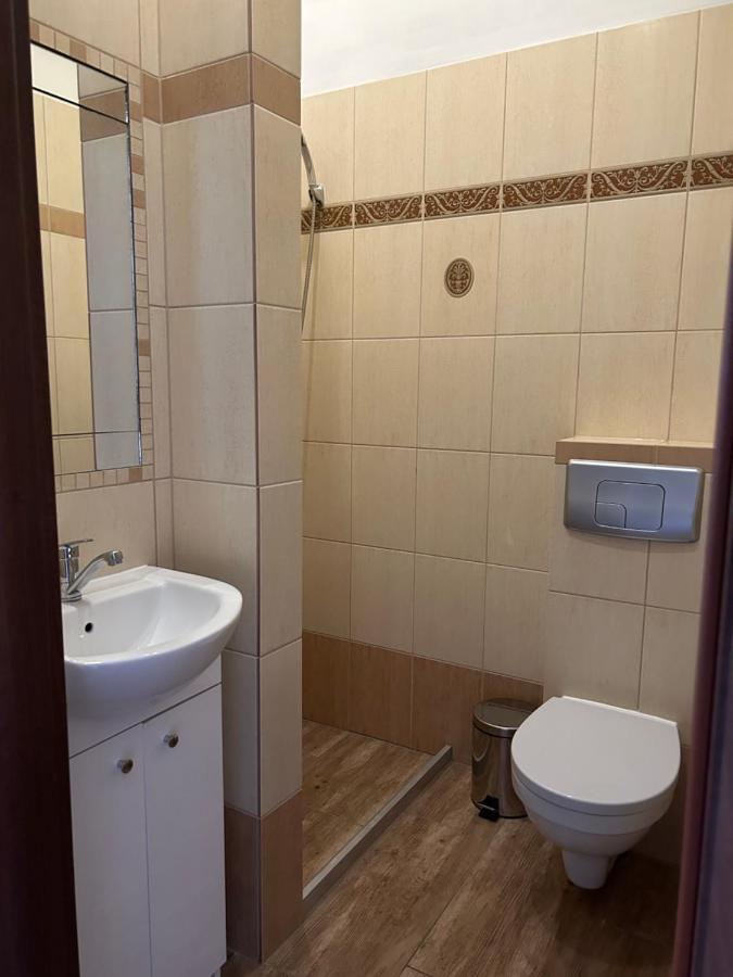 Agroturystyka Karuna - Ajurweda I Joga - W Konskim Dworze Oborniki Śląskie エクステリア 写真