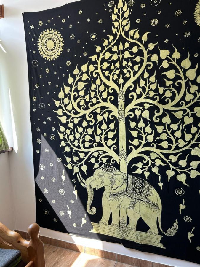 Agroturystyka Karuna - Ajurweda I Joga - W Konskim Dworze Oborniki Śląskie エクステリア 写真